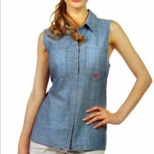 Wisconsin Badgers Sleeveless chambray NWT